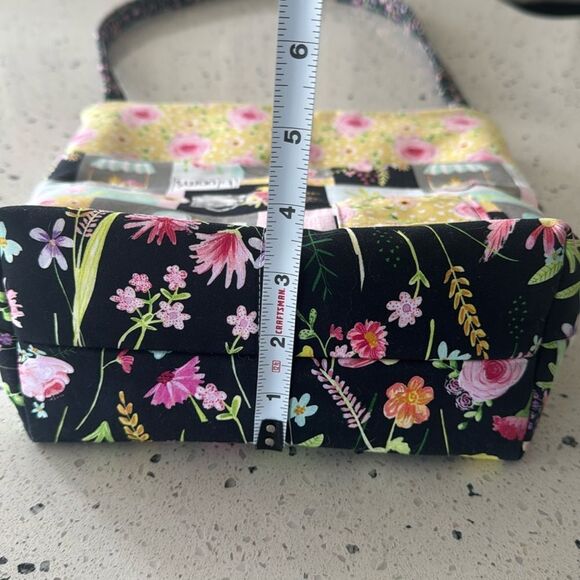 handmade Multicolor Floral Crossbody Bag Shoulder Bag Summer Markets Casual EUC - Picture 7 of 14